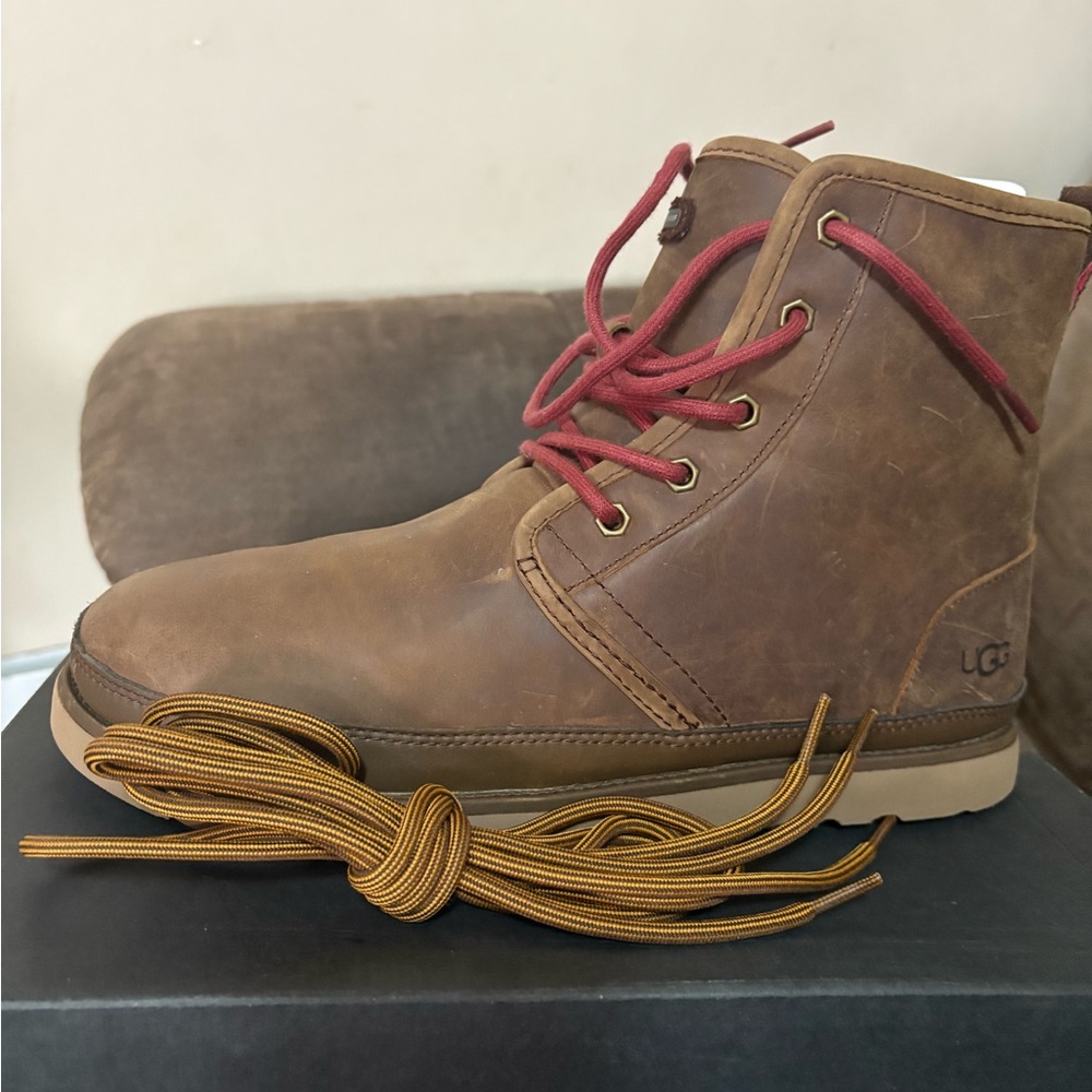 UGG Men's Tan Leather Boots with Red Laces